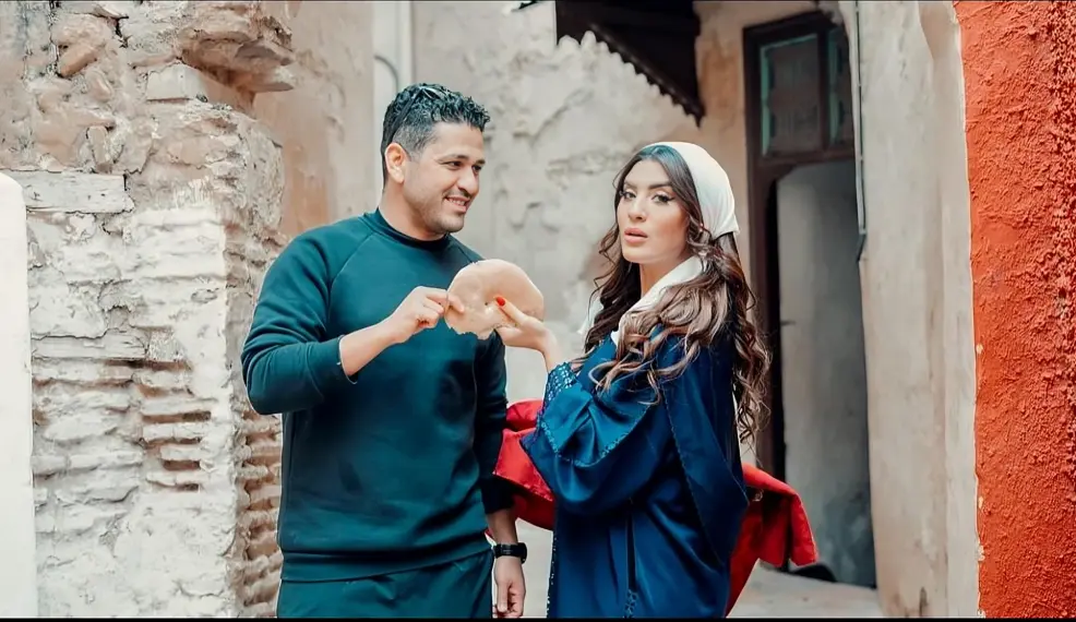 الشاب يونس يكشف تفاصيل تعاونه مع باكوش في إصداره بعيد الحب