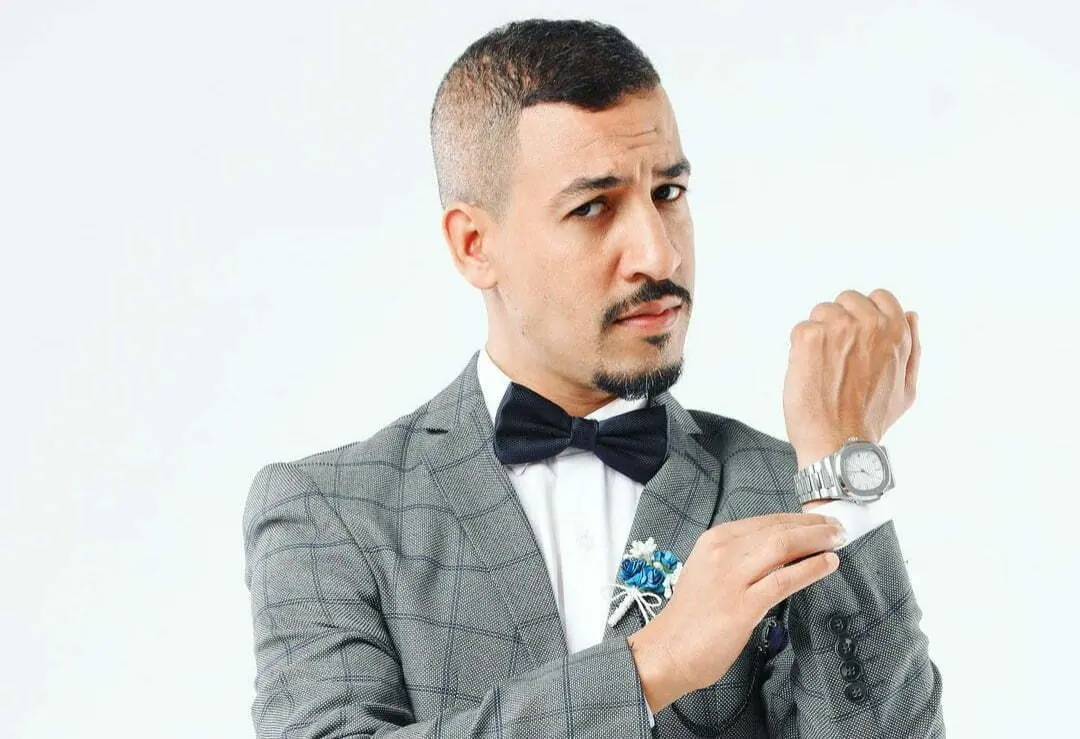 يسار يُقطر الشمع على طاليس في أحدث “سكيتشاته”