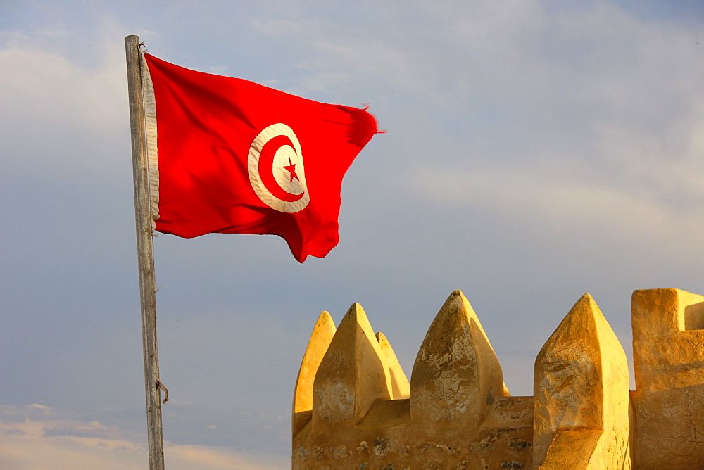 رغم جمود العلاقات السياسية.. الصادرات المغربية نحو تونس تسجل ارتفاعا