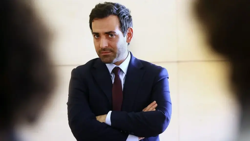 فرنسا تخطب ودّ المغرب لاستعادة الثقة..الخلفي: السياسة تُمارس واقعيا