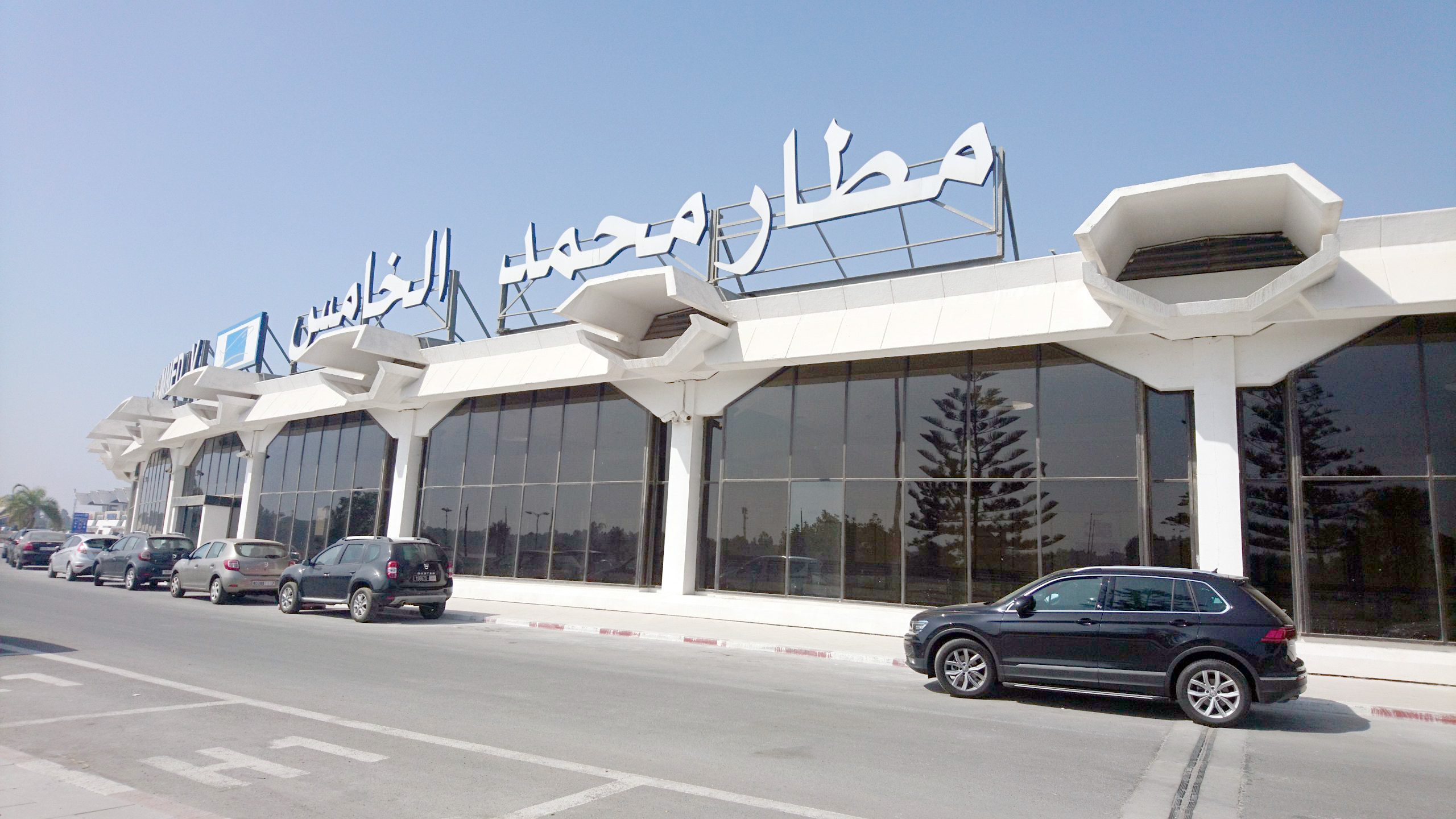 مطار محمد الخامس يسجّل ارتفاعا بـ 10 % في أعداد المسافرين