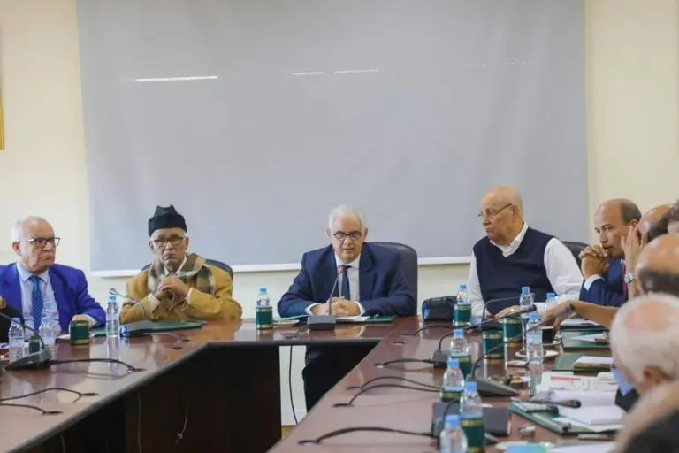 التنافس يحتدم بين الأنصاري وقيوح لرئاسة اللجنة التحضيرية لمؤتمر الاستقلال