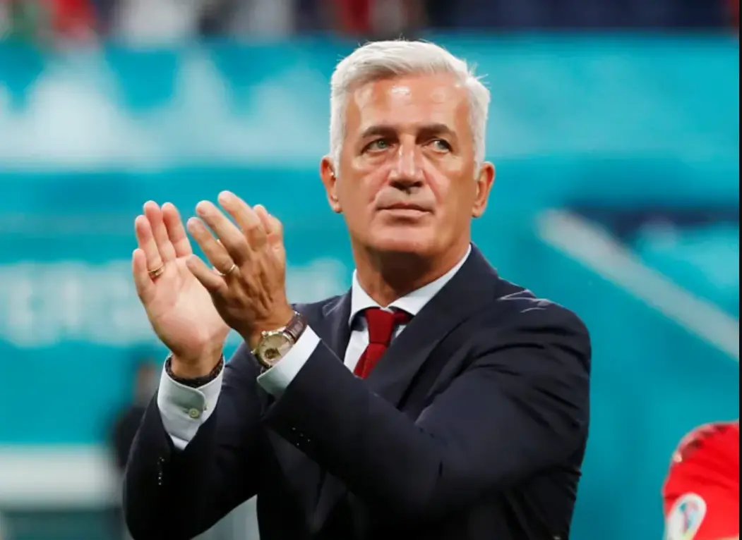 بعد اقترابه من خلافة بلماضي.. مدرب أجنبي يصدم الاتحاد الجزائري