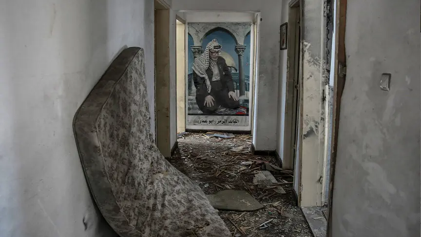 قصف منزل “الختيار”..إسرائيل تستهدف محو تراث ياسر عرفات
