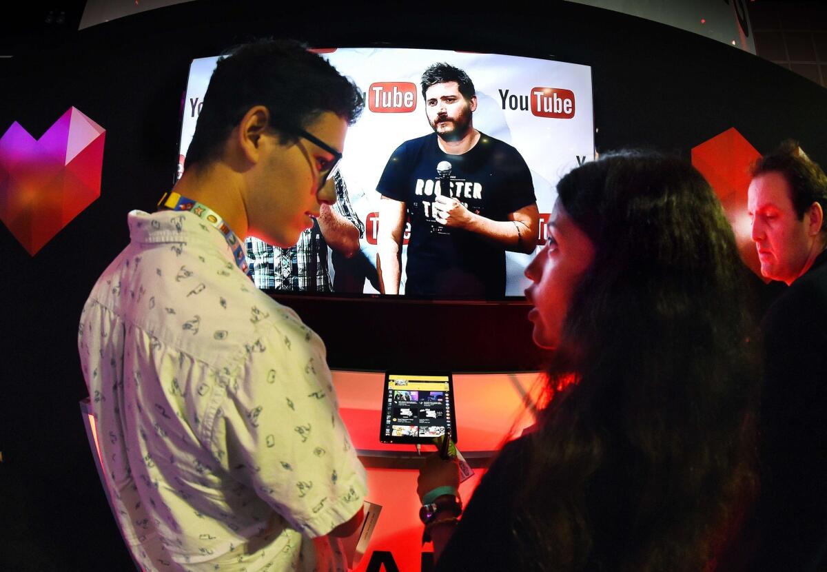 “يوتيوب”.. طريق سريع لتحقيق ربح سهل لصناع المحتوى المغاربة