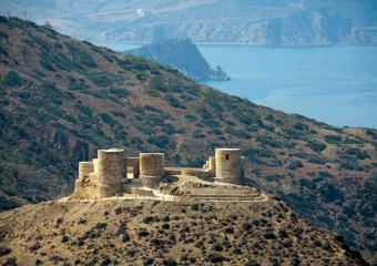 قلعة طوريس.. معقل صنهاجة ولؤلؤة المنتزه الوطني للحسيمة
