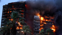 إسبانيا.. حريق بمبنى سكني يحصد الأرواح