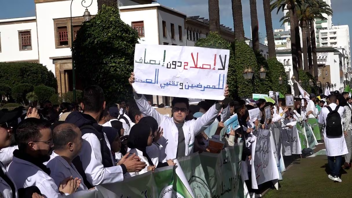 شناوي: نعتذر للمغاربة لكن الحكومة تدفعنا لإضرابات طويلة الأمد بالمستشفيات