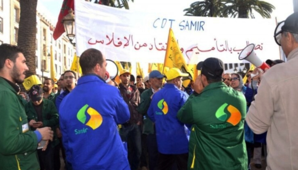 عمال “لاسامير” يعودون للاحتجاج ومطالب برفع العقبات أمام إحياء المصفاة