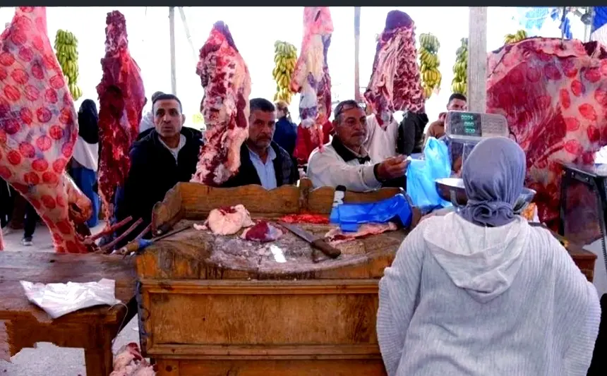 مهني يوضح حقيقة بيع اللحوم الحمراء بـ50 درهما ويدعو “أونسا” لحماية المستهلك