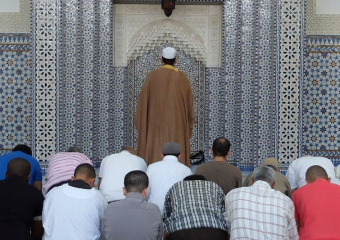 274 جامعيا وواعظا ومقرئا يؤطرون الجالية المغربية في رمضان
