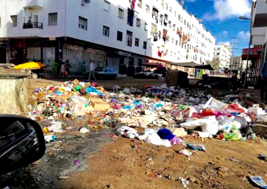 “أزمة النظافة” تُؤرق مجلس الرميلي وتضع صورة البيضاء على المحكّ
