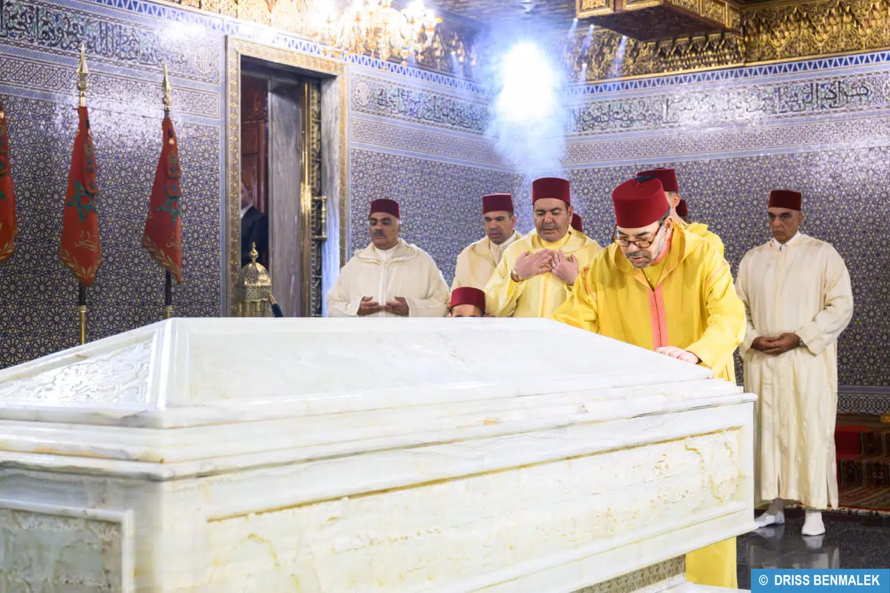 الملك محمد السادس يترأس حفلا دينيا بمناسبة ذكرى وفاة الملك الحسن الثاني
