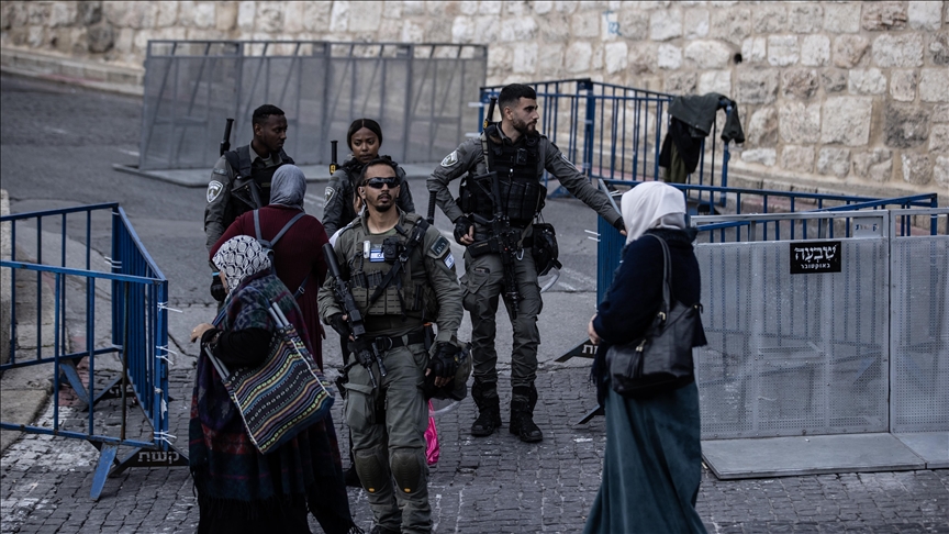 جمعة رمضان الثانية.. إسرائيل تقيّد دخول فلسطيني الضفة للقدس