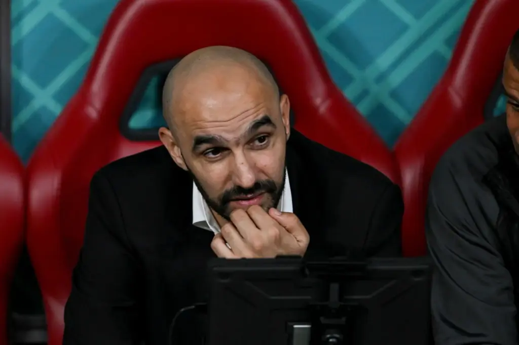 الركراكي: بادو الزاكي ليس منافسا سهلا والبحث مستمر عن خليفة سايس