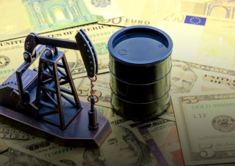 التضخم والفائدة يدفعان أسعار النفط للانخفاض