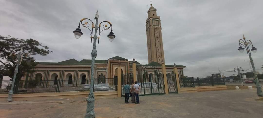 مسجد محمد السادس بأبيدجان يفتتح في ليلة القدر