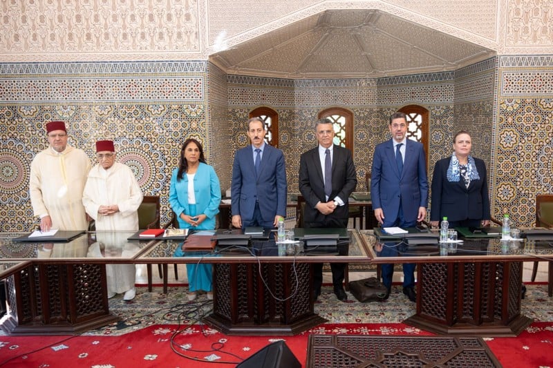 رغم تأثره مقارنة بالسنة الفارطة.. إقبال كبير على اقتناء حلويات العيد مع تسجيل استقرار في أسعارها