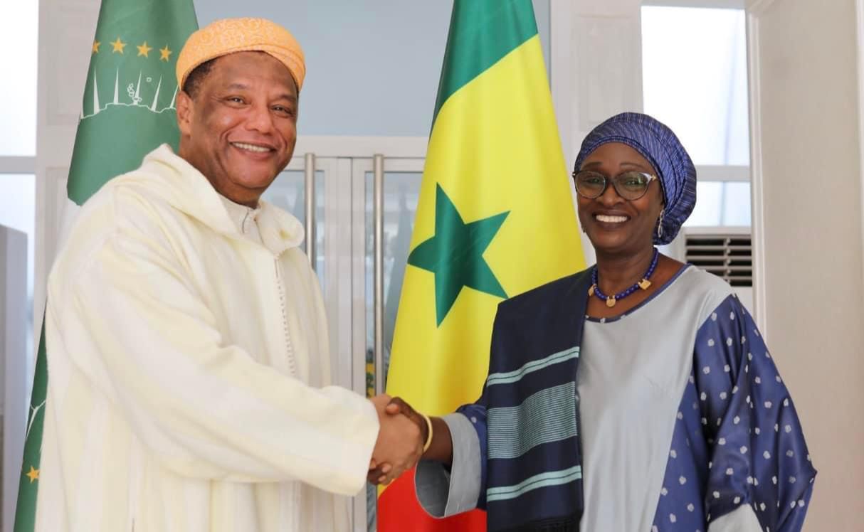 استقبال السفير المغربي بالسينغال.. دكار تعتبر الرباط أقرب العواصم الإفريقية