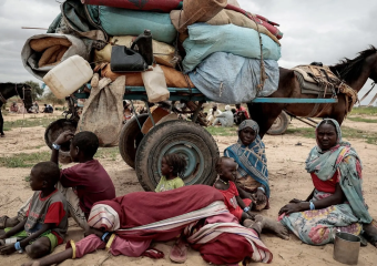 لحظات إنقاذ سودانيين من الموت بالصحراء الليبية