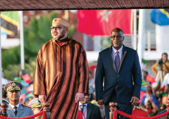 وزير مالي يشيد بجهود الملك في إشعاع الثقافة الإفريقية