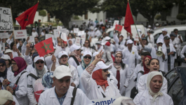الشغيلة الصحية تعلن التصعيد بالاحتجاج أمام البرلمان وخوض إضراب جديد