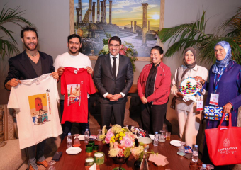 تحمل اللمسة المغربية…إطلاق مجموعة قمصان جديدة لشركة أديداس