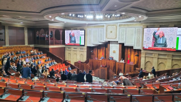 غياب 4 وزراء “يُفجِّر” جلسة الأسئلة بمجلس النواب والمعارضة تعتبره “احتقارا”