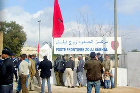 الجزائر تُسلِّم 15 مغربيا مرشحا للهجرة كانوا بسجونها