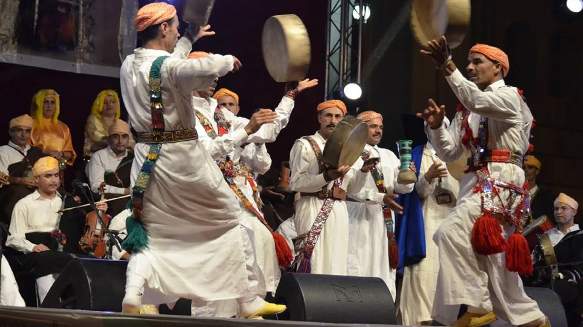 افتتاح المهرجان الوطني لفنون العيطة الجبلية بتاونات