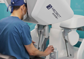 5 روبوتات “مستعدة” لإجراء عمليات جراحية معقدة لمرضى مغاربة