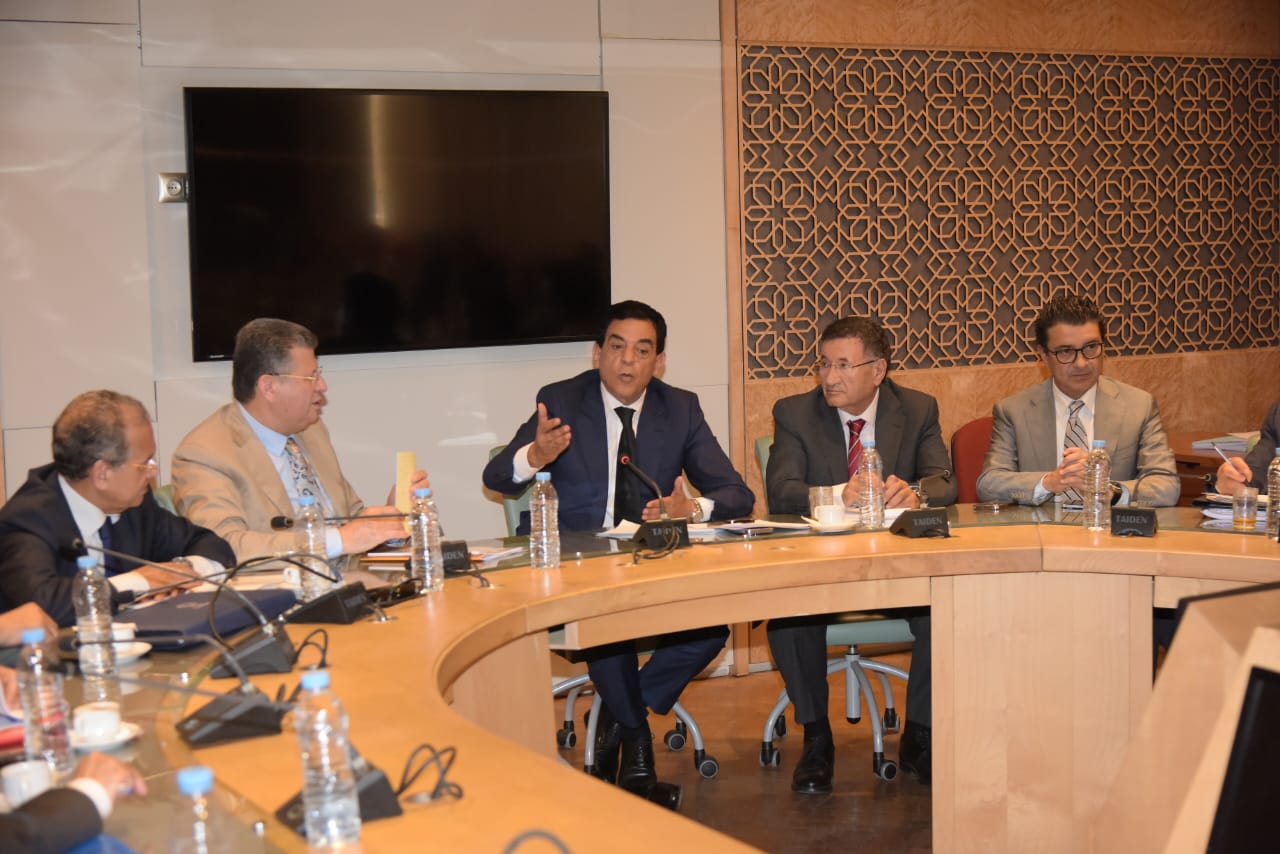 المسطرة المدنية.. الفريق الدستوري يستمع للمحامين