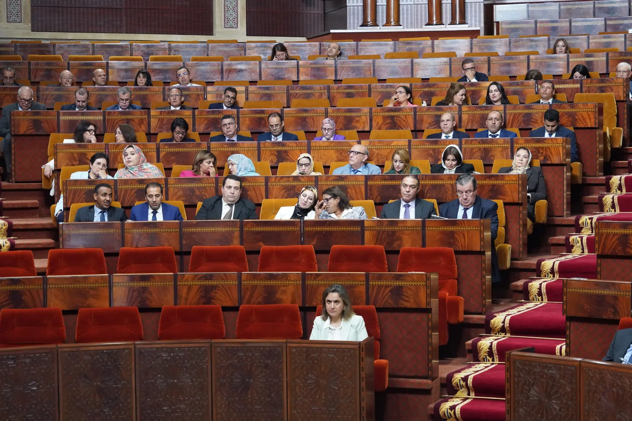 المعارضة تتحفظ على إعادة إنتاج المركزية وضعف الحكامة بمشروع الوكالات الجهوية