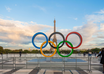 فرنسا تتعبأ لانتخابات مبكرة وللألعاب الأولمبية