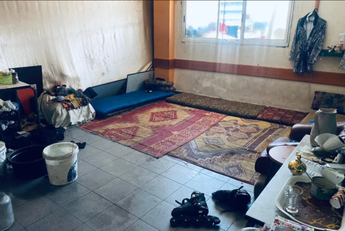 بعد أشهر من حرب غزة.. يوميات العناء والإيمان في مآوي النزوح