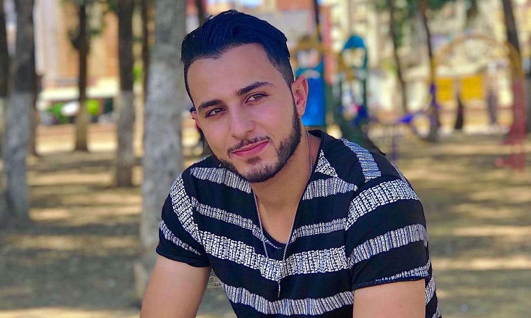يعكس جانبا من طفولته.. حمدوشي حاضر بالقاعات السينمائية في العيد