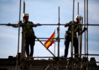 المغاربة.. أكثر العمال الأجانب مساهمة في نظام الضمان الاجتماعي بإسبانيا