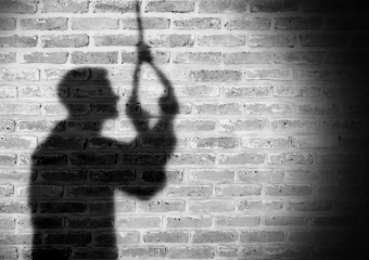 “مثلث برمودا القاتل”.. خبير يُعدد أسباب عودة الانتحار بين الشباب المغاربة