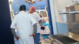 مقاطعة العمليات الجراحية.. “تَعطُّل” الخدمات الصحية بسبب الإضرابات يحاصر الحكومة