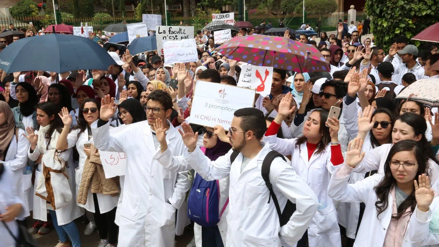 حمضي: النقاش حول أزمة الطب يتجاهل الاحتياجات الحقيقية للمغاربة