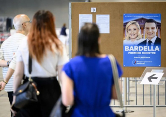 التشريعيات تقود الفرنسيين لجولة ثانية بصناديق الاقتراع