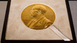 مؤسسة “نوبل” تتراجع عن دعوة السفير الروسي