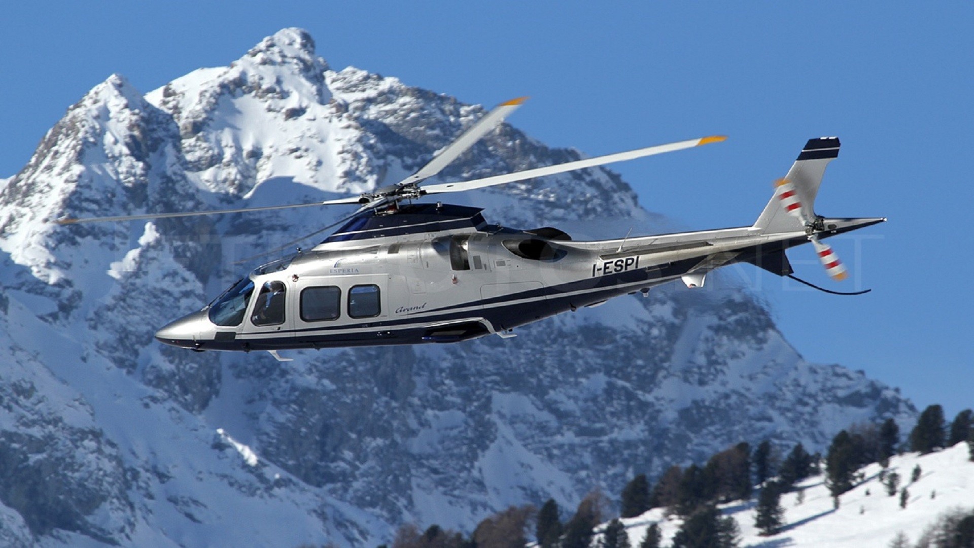 تدريبات سويسرية فرنسية لوحدات هيليكوبتر