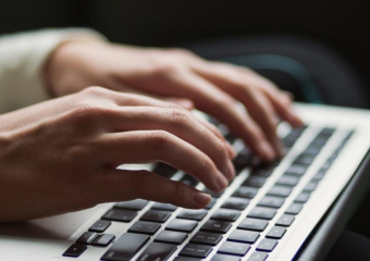 عائدات الاقتصاد الرقمي وترحيل الخدمات تتجاوز 26 مليارا
