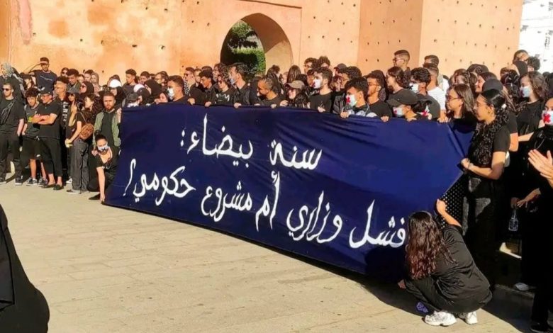 15 ألف طالب طب وصيدلة “رسبوا عمليا” والسنة البيضاء “تحصيل حاصل”