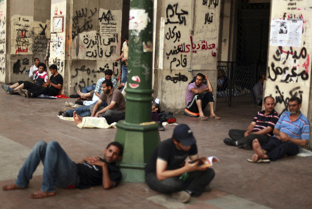 انخفاض معدل بطالة الشباب إلى أدنى مستوياته عالميا