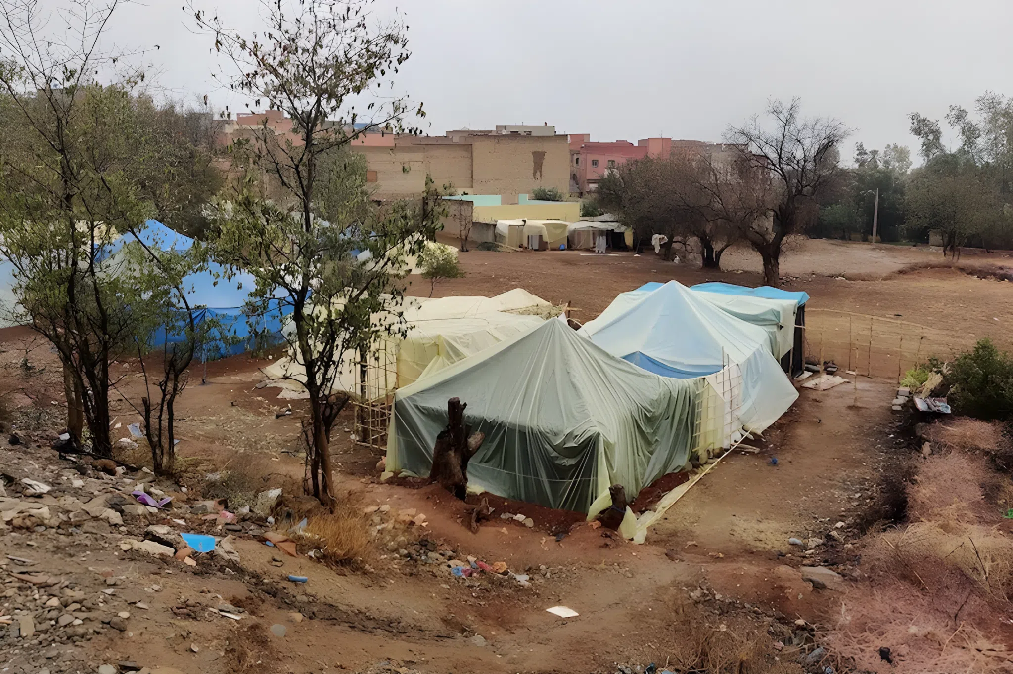 ضحايا زلزال الحوز يطالبون بلجنة تقصي الحقائق حول خروقات إعادة الإعمار