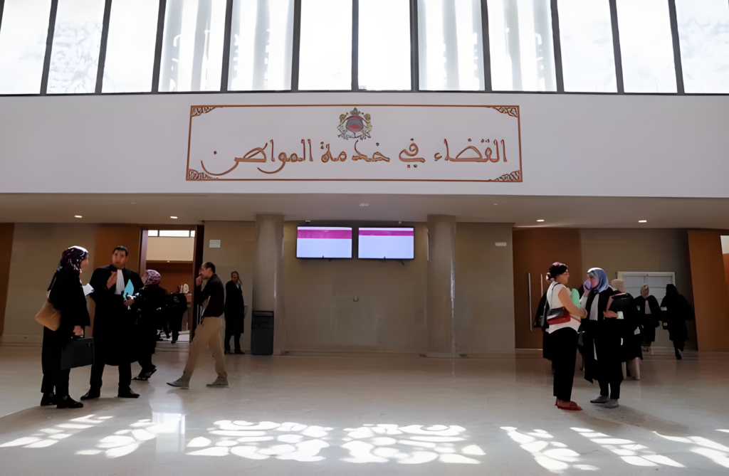 كتاب الضبط يستأنفون إضراباتهم بشل المحاكم بعد نهاية “العطلة القضائية”