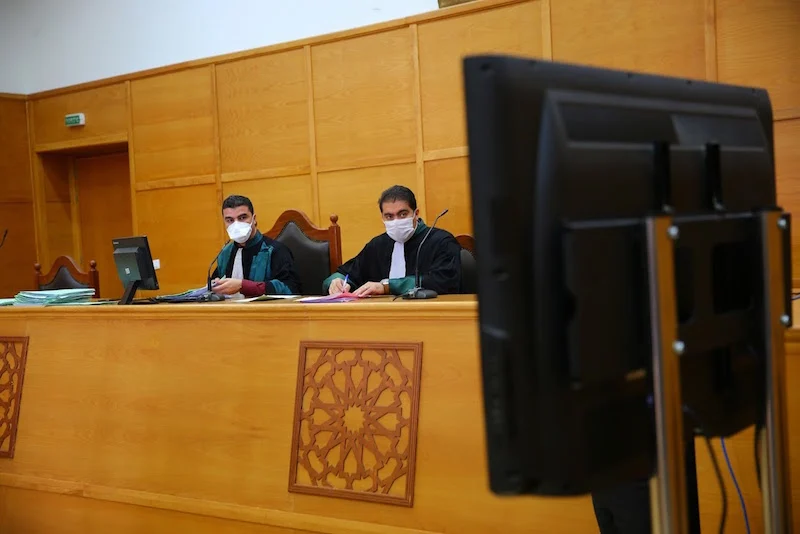 “المسطرة الجنائية” تنظم إجراء البحث والتحقيق والمحامكة عن بعد