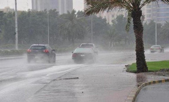 نشرة إنذارية.. أمطار رعدية بالأقاليم الجنوبية
